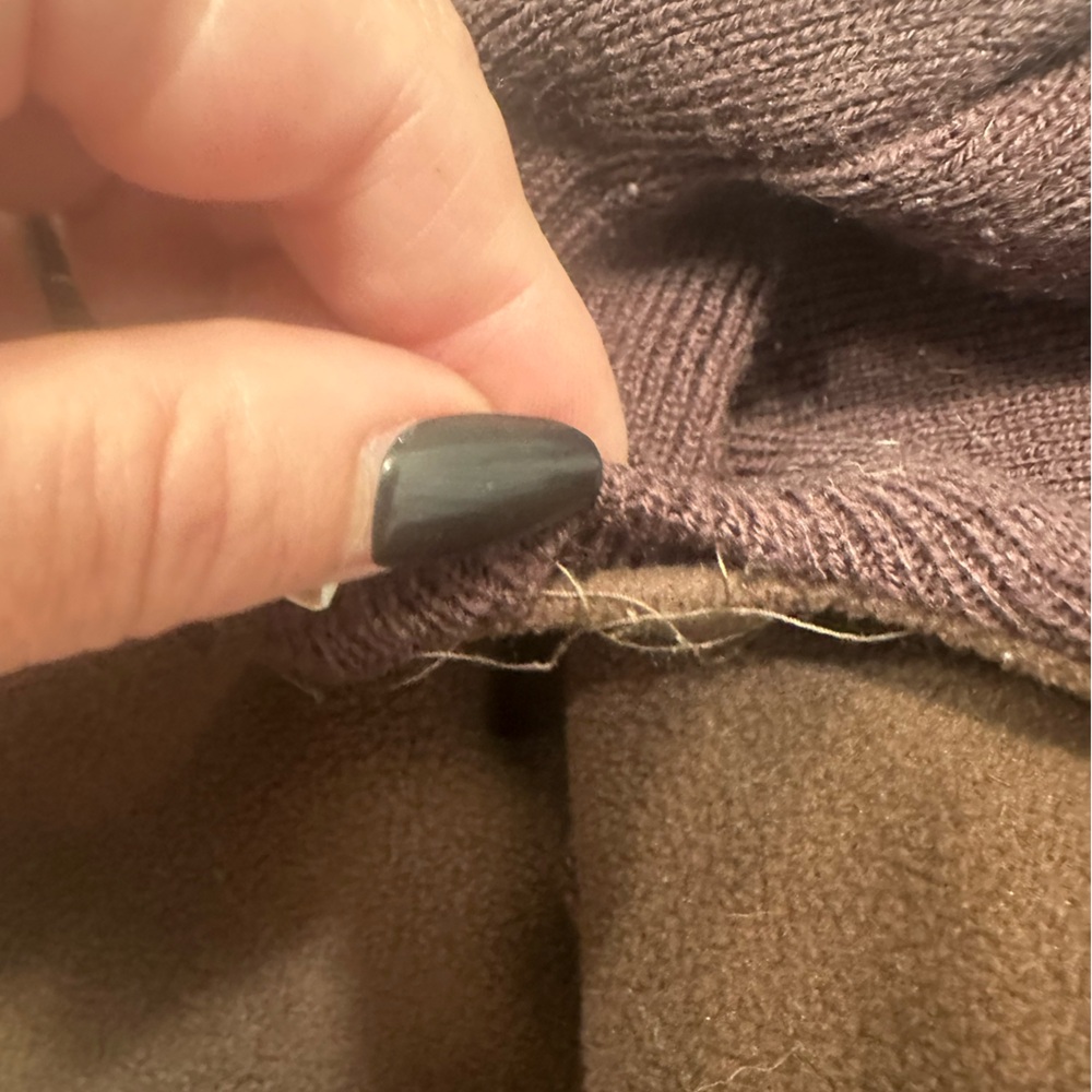 Oakley Rare AF collectors beanie - Picture 9 of 9